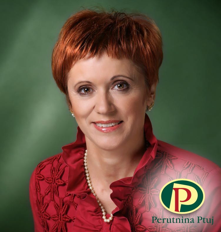 »Potrošnik je z oznako ‘izbrana kakovost – Slovenija’ pridobil informacijo, da celostna proizvodnja izdelka poteka v Sloveniji« »Potrošnik je z oznako ‘izbrana kakovost – Slovenija’ pridobil informacijo, da celostna proizvodnja izdelka poteka v Sloveniji«