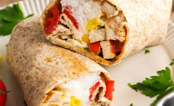 65 Piscancji burrito z rizem in zelenjavo